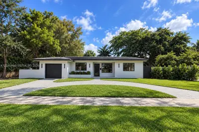 2 NE 91st St, Miami Shores: photo 1 of 1