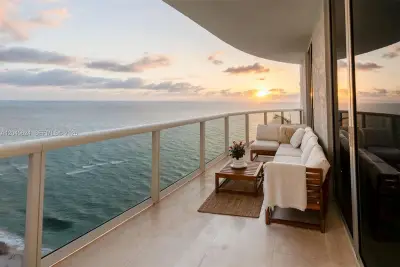 15901 Collins Ave #2502, Sunny Isles Beach: photo 1 of 38