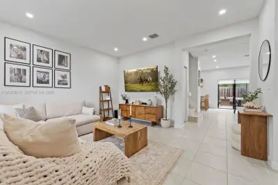 22961 SW 99th Ave, Cutler Bay: photo 1 of 46