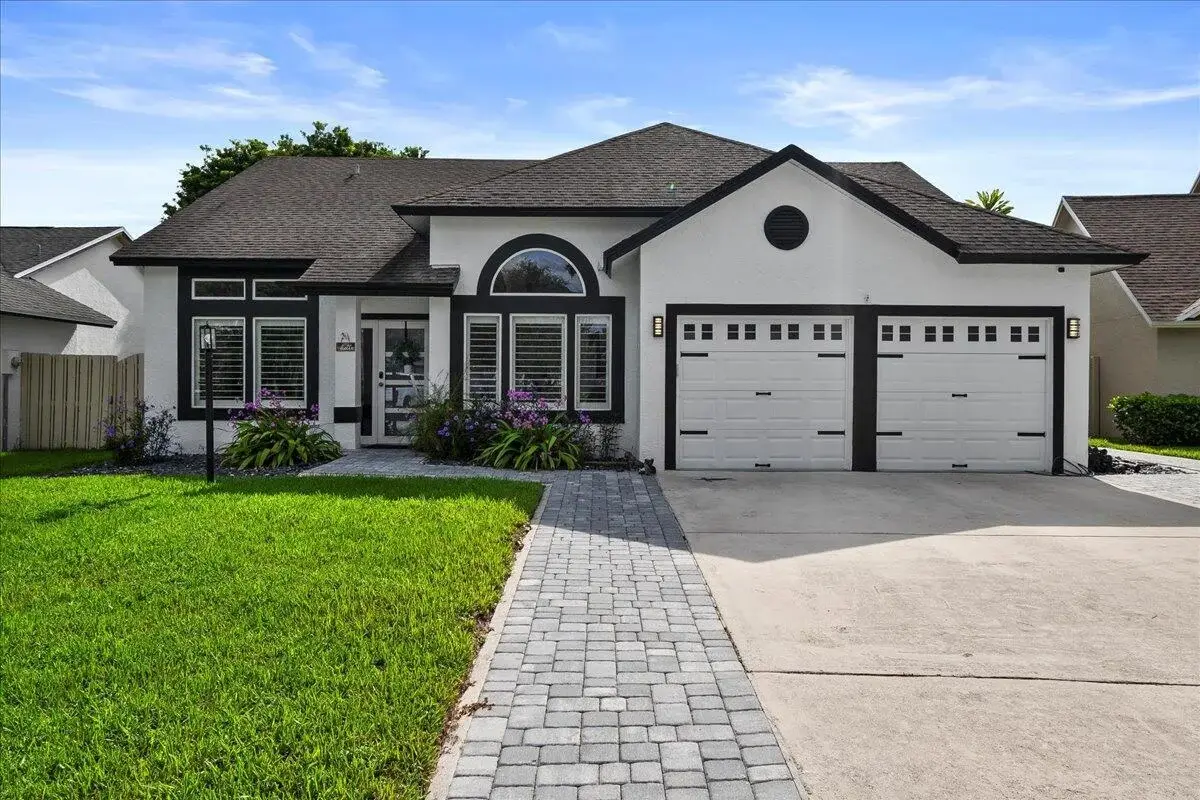1560 Yachtman Pl, Wellington: photo 1 of 46