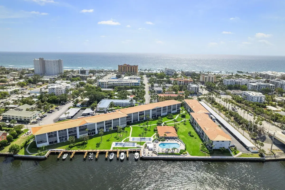 101 NE 19th Ave #228, Deerfield Beach: photo 1 of 46