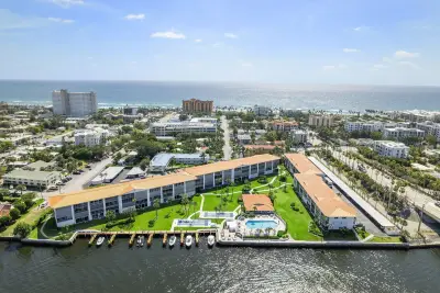 101 NE 19th Ave #228, Deerfield Beach: photo 1 of 46