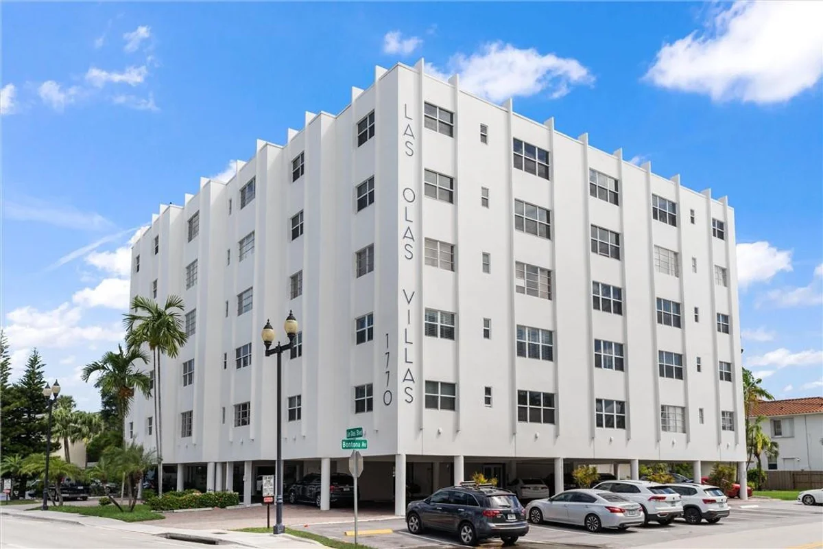 1770 E Las Olas Blvd #508, Fort Lauderdale: photo 1 of 23
