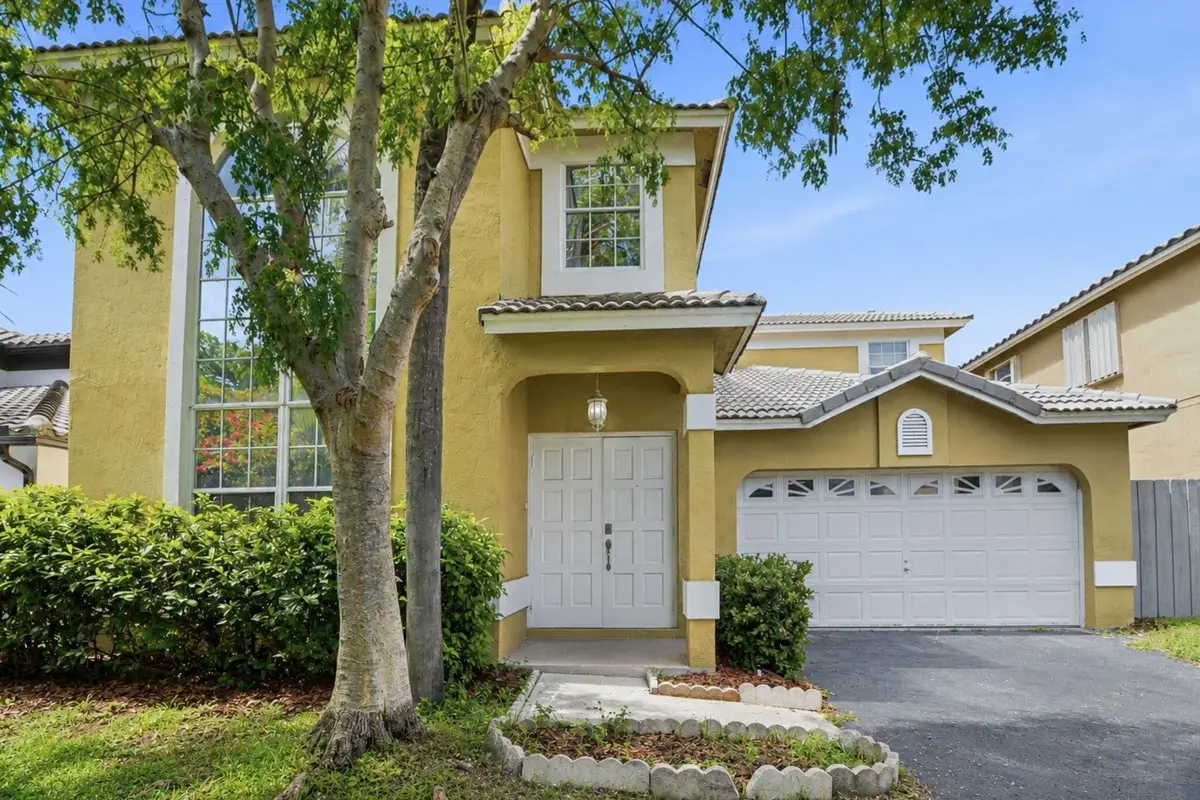 5477 NW 44th Way, Coconut Creek: photo 1 of 38