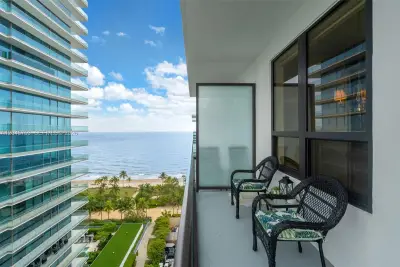 10185 Collins Ave #PH23, Bal Harbour: photo 1 of 27