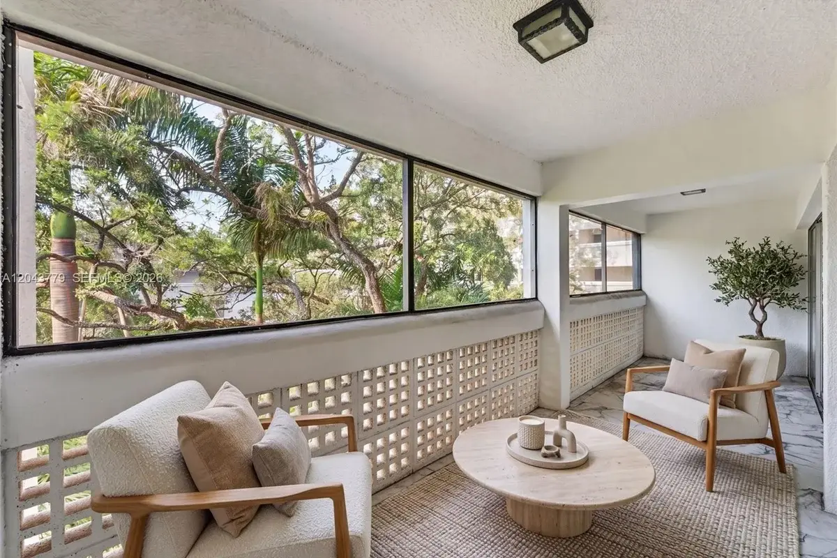 3301 Spanish Moss Ter #405, Lauderhill: photo 1 of 22