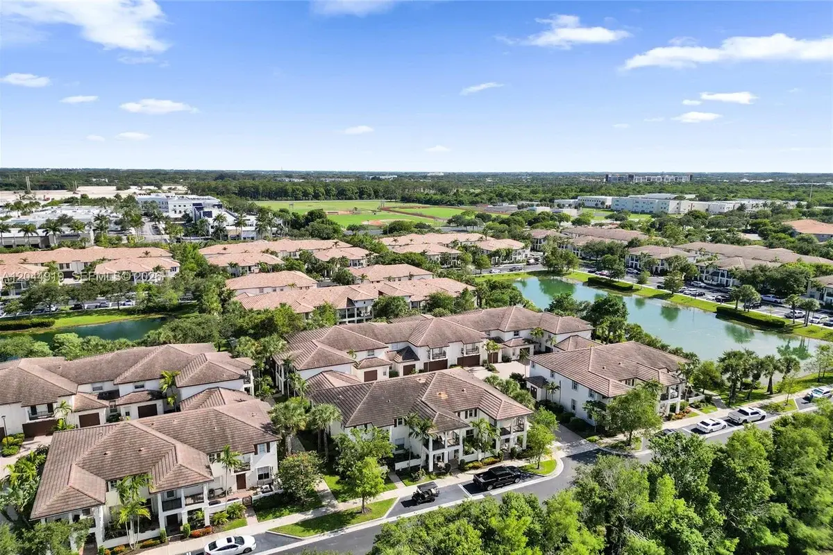 4760 Mimosa Pl #1015, Coconut Creek: photo 1 of 74