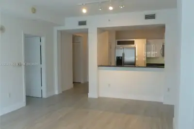 7350 SW 89th St #807S, Miami: photo 1 of 11