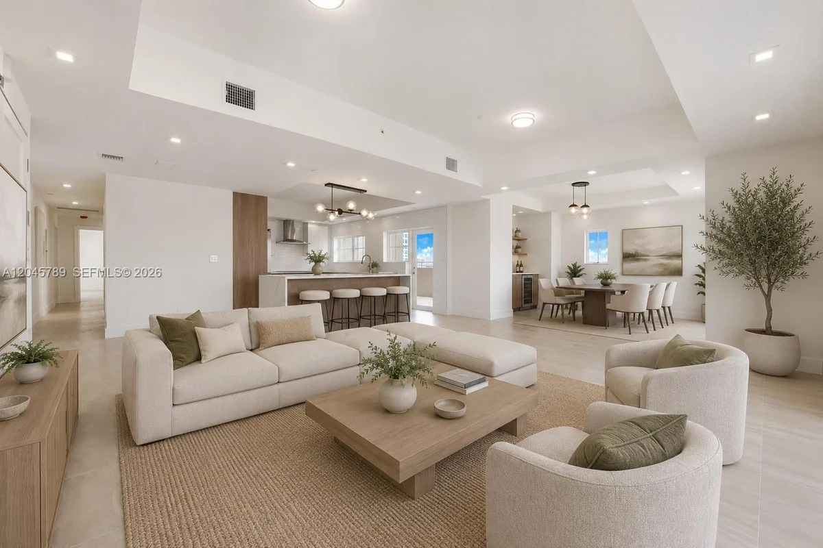 120 Salamanca Ave #PH, Coral Gables: photo 1 of 21