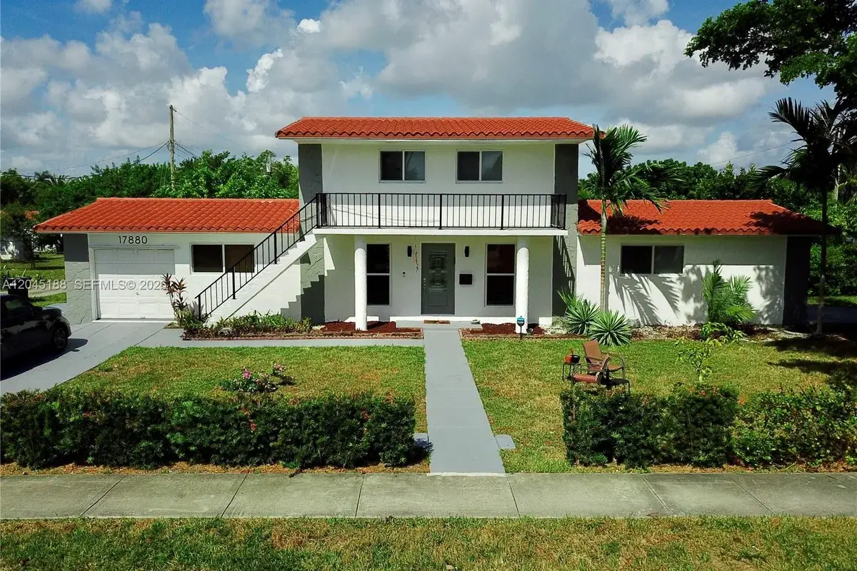 17880 NE 13th Ave, North Miami Beach: photo 1 of 6
