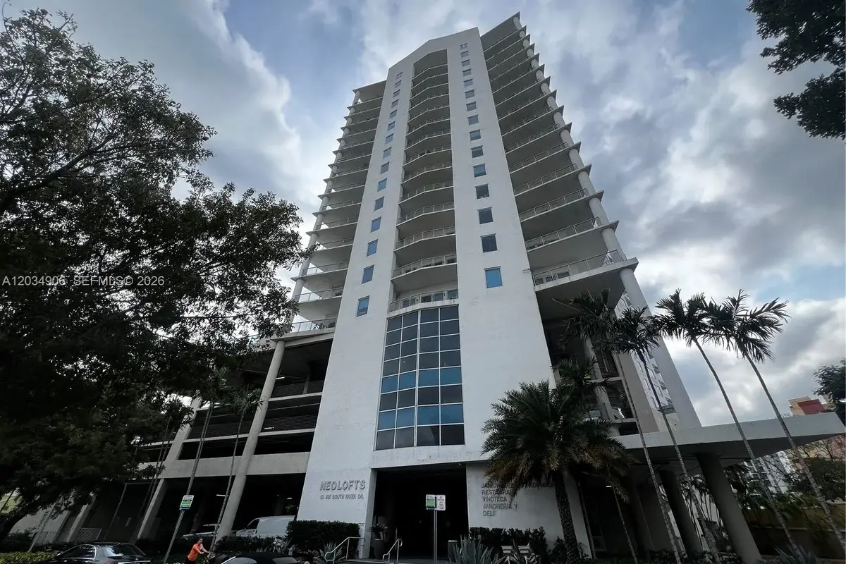 10 S River Dr #812, Miami: photo 1 of 34