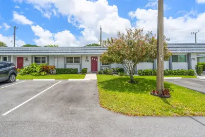 2886 Fernley Dr E #76, West Palm Beach: photo 1 of 39