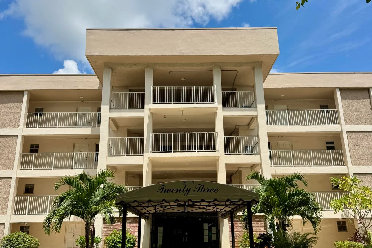 2601 S Course Dr #401, Pompano Beach: photo 1 of 11