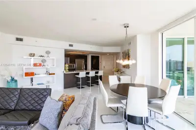 150 Sunny Isles Blvd #1-1604, Sunny Isles Beach: photo 1 of 23