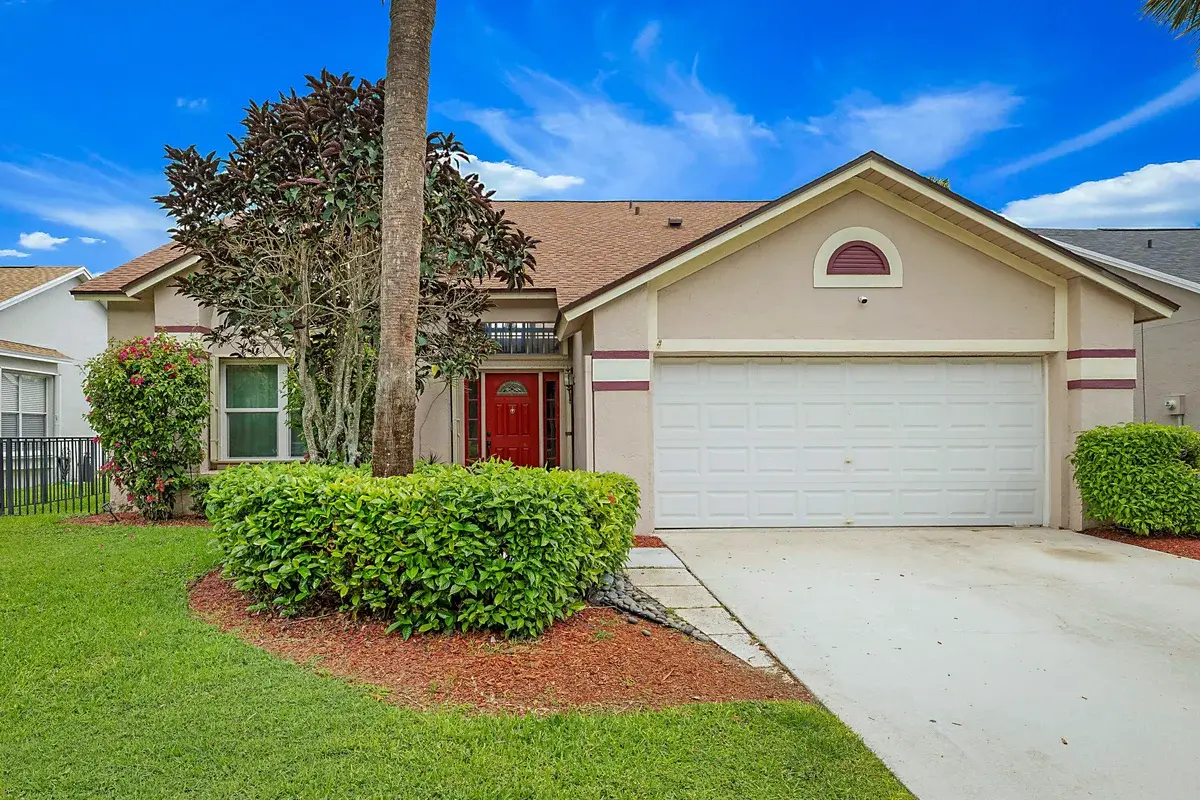3570 Woods Walk Blvd, Lake Worth: photo 1 of 51
