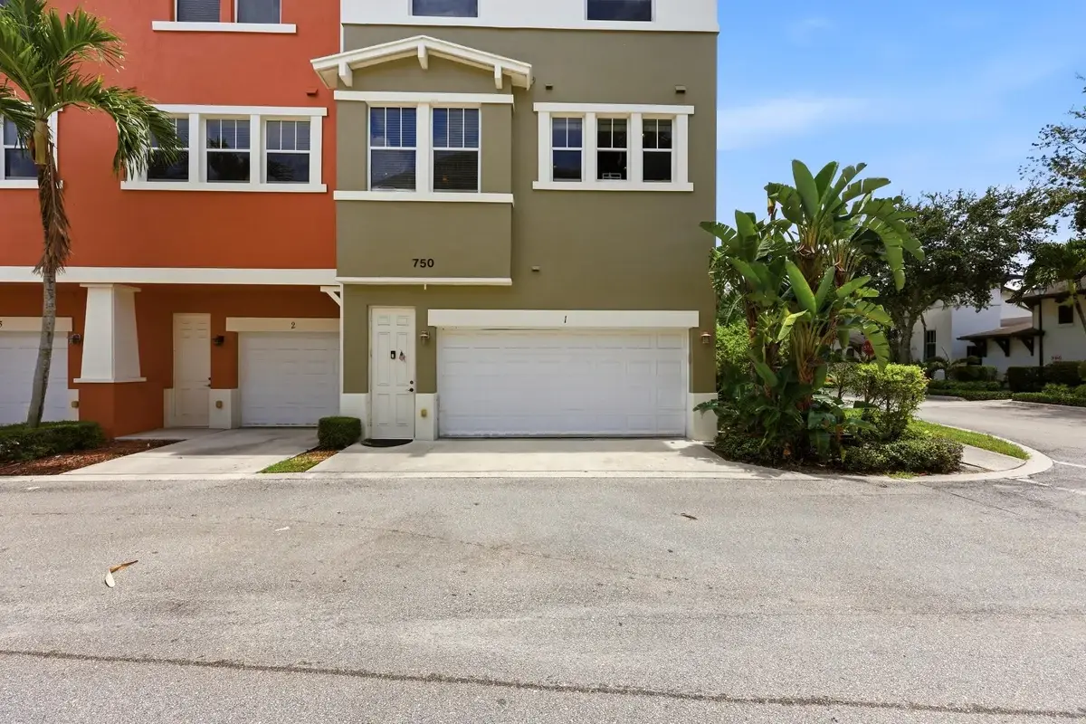 750 Millbrae Ct #1, West Palm Beach: photo 1 of 60