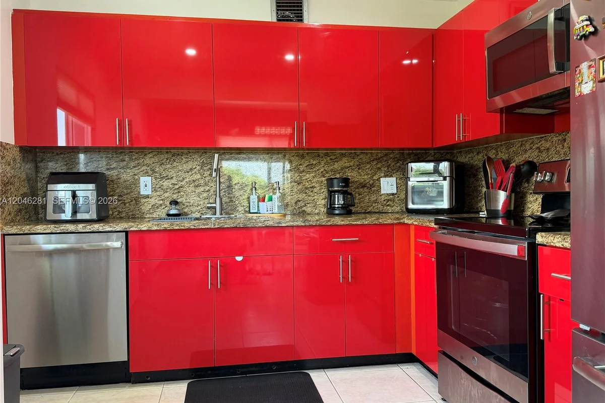 13255 SW 7th Ct #401D, Pembroke Pines: photo 1 of 21