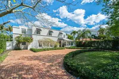 939 W 47th Ct, Miami Beach: photo 1 of 41