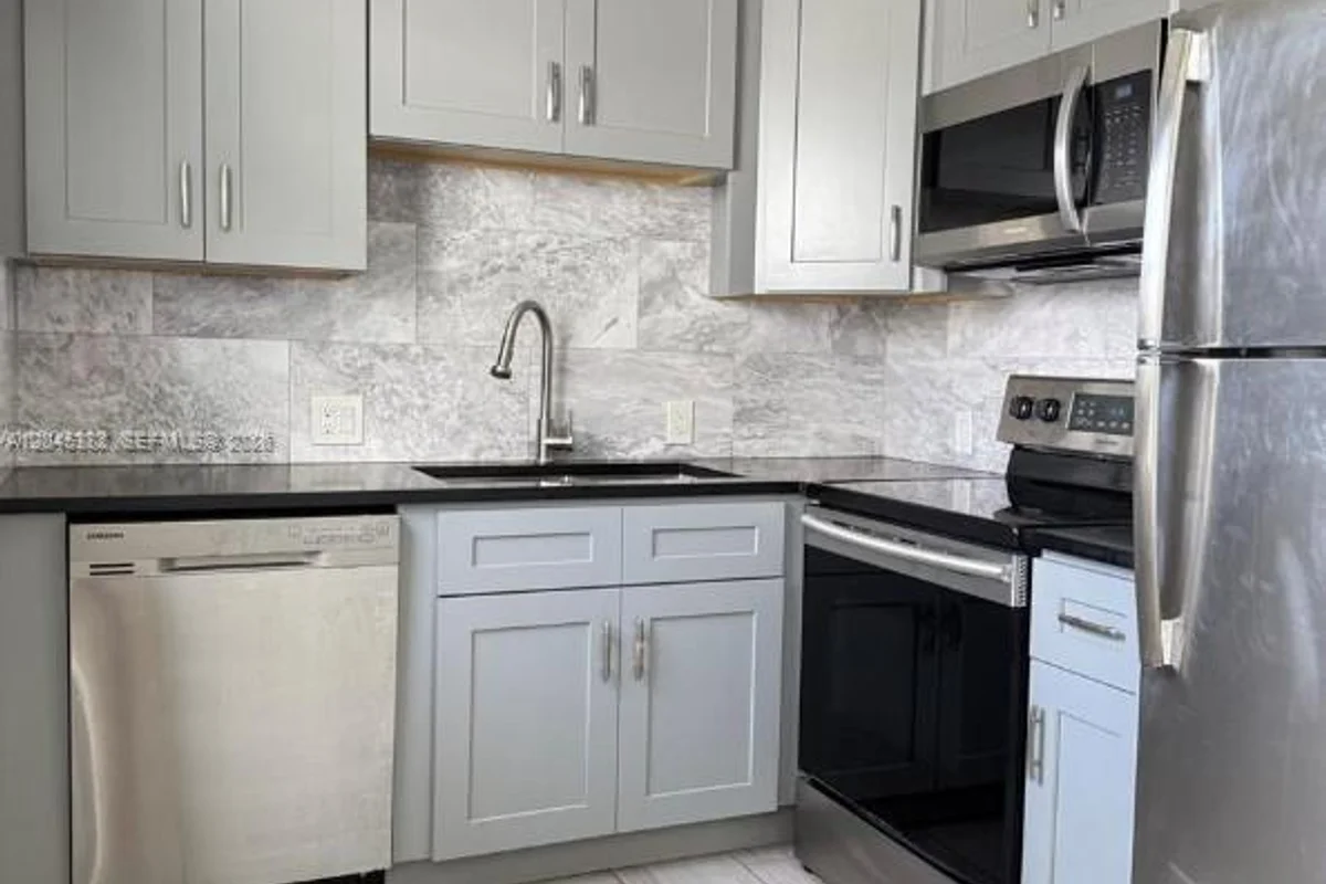 165 Fanshaw D, Boca Raton: photo 1 of 19