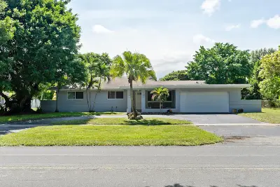 521 SW 59th Ave, Plantation: photo 1 of 48