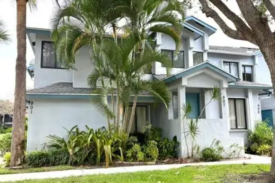 907 Harbour Pointe Way, West Palm Beach: photo 1 of 87