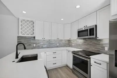 2101 21st Way, West Palm Beach: photo 1 of 20