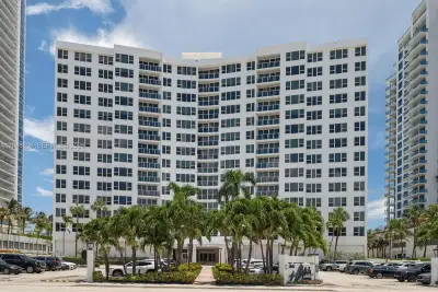 3505 S Ocean Dr #1505, Hollywood: photo 1 of 15