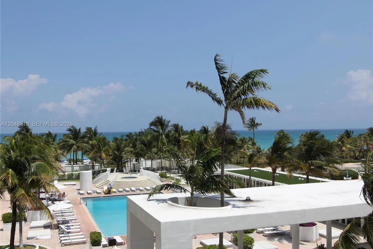 10275 Collins Ave #318, Bal Harbour: photo 1 of 30