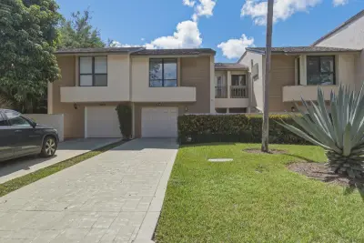 6024 Glendale Dr, Boca Raton: photo 1 of 36