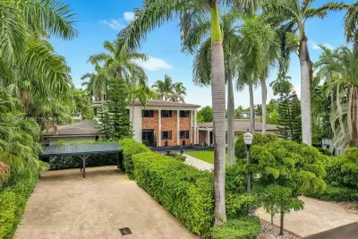 980 Belle Meade Island Dr, Miami: photo 1 of 18