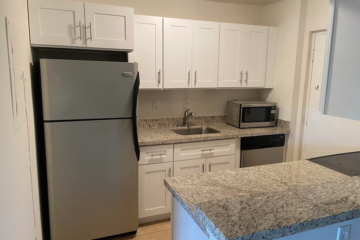 605 S Pine Island Rd #401a, Plantation: photo 1 of 9