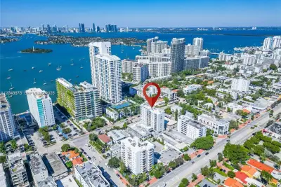 1345 W Ave #202, Miami Beach: photo 1 of 45