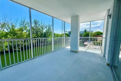 3660 NE 166th St #315, North Miami Beach: photo 1 of 16