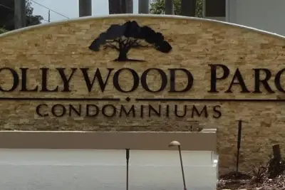 520 S Park Rd #18-12, Hollywood: photo 1 of 13