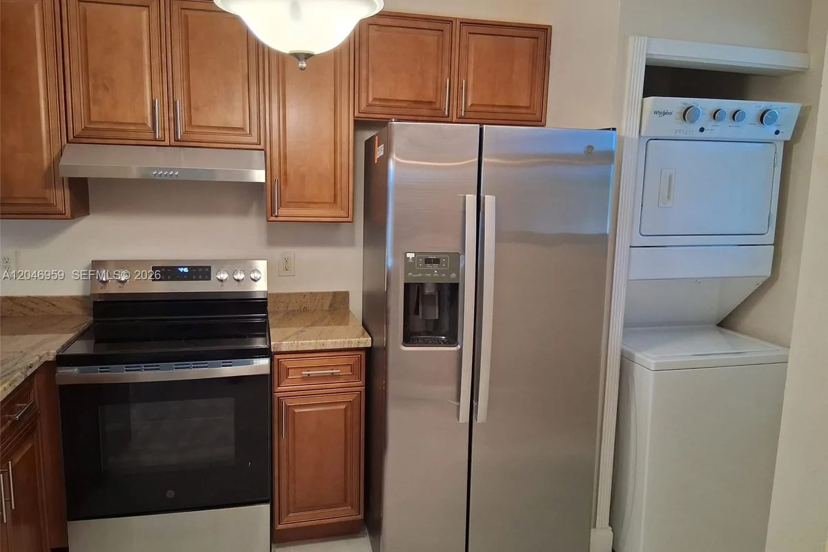 10907 Royal Palm Blvd, Coral Springs: photo 1 of 11