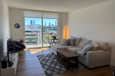 18800 NE 29 Ave #807, Aventura: photo 1 of 25