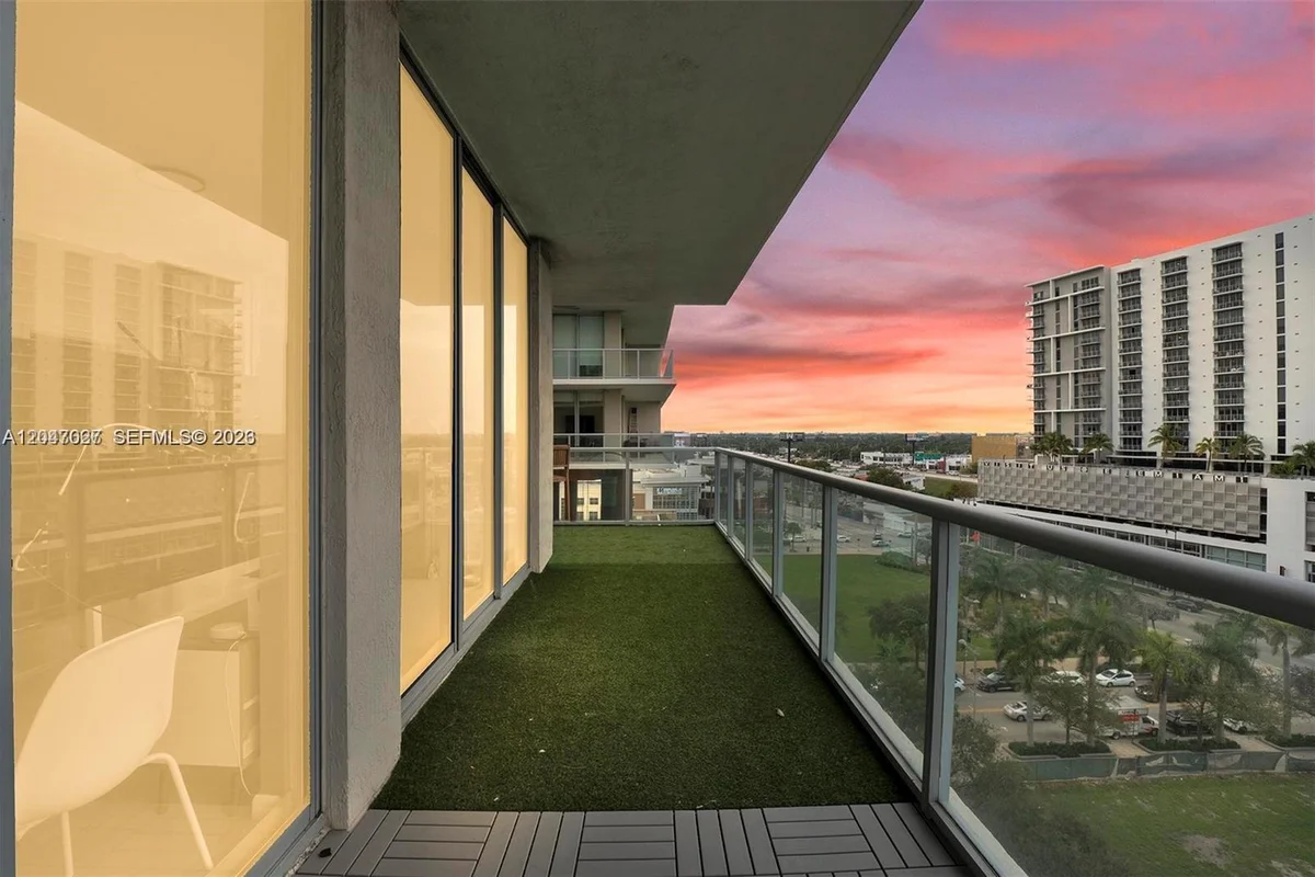 3470 E Coast Ave #H0904, Miami: photo 1 of 43