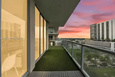 3470 E Coast Ave #H0904, Miami: photo 1 of 43