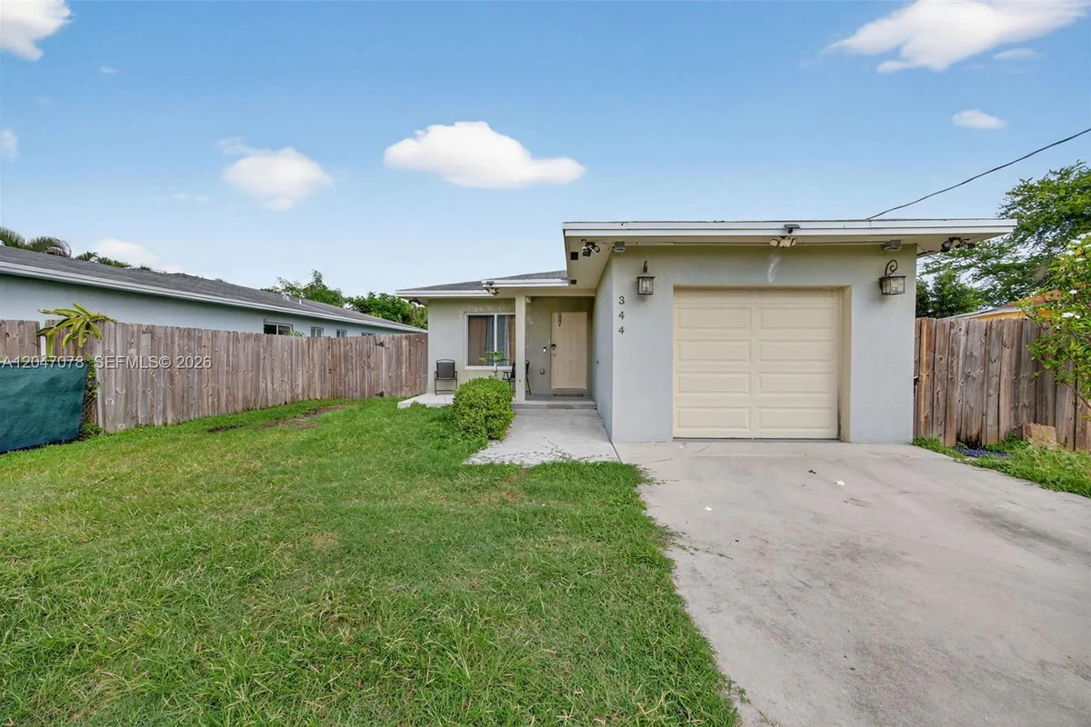 344 SW 3rd St, Florida City: photo 1 of 35