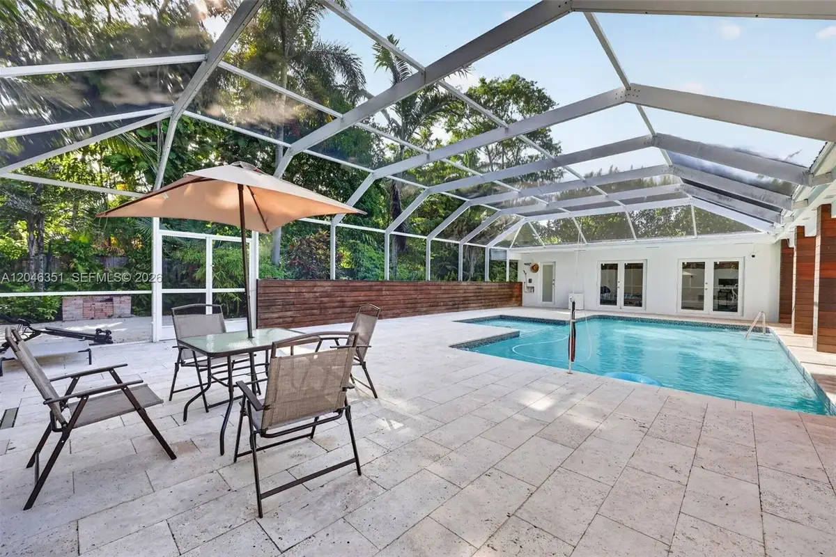 15200 SW 81st Ave, Palmetto Bay: photo 1 of 35