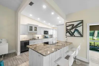 732 Lago Rd, Delray Beach: photo 1 of 36