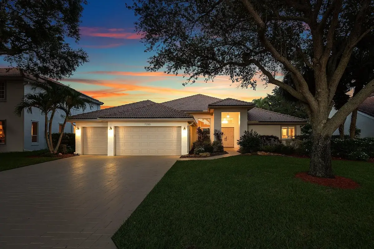 7350 NW 68 Ave, Parkland: photo 1 of 46