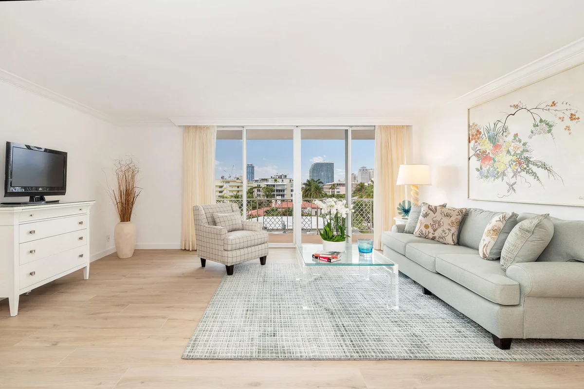 354 Chilean Ave #6c, Palm Beach: photo 1 of 21