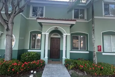 2756 SE 16th Ave #127, Homestead: photo 1 of 13