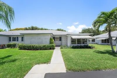 1210 S Drive Cir #D, Delray Beach: photo 1 of 41