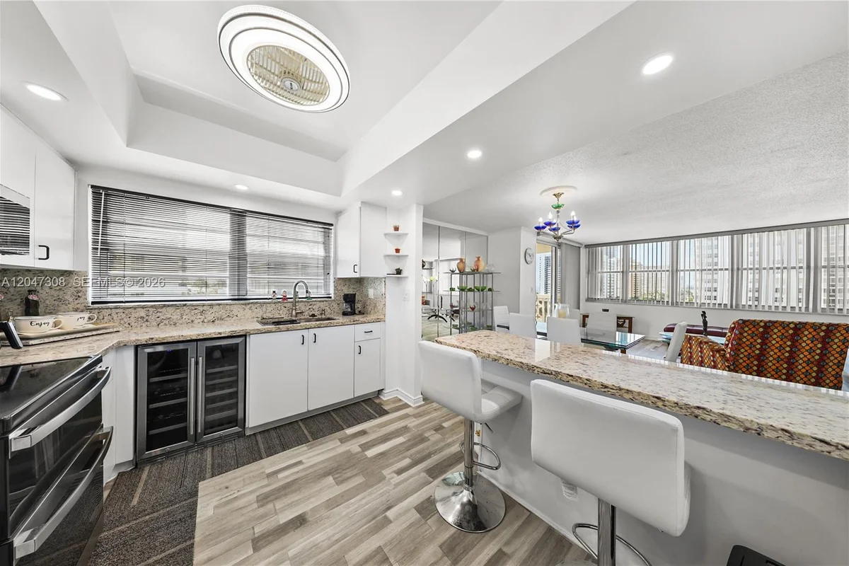 1825 S Ocean Dr #914, Hallandale Beach: photo 1 of 21