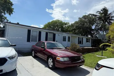19800 SW 180th Ave #Lot 35, Miami: photo 1 of 1