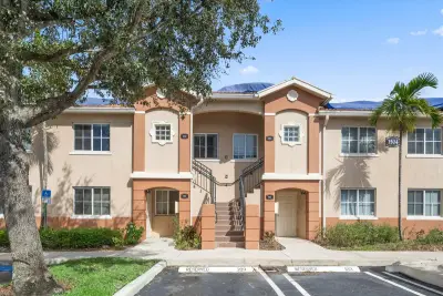 3504 Briar Bay Blvd #202, West Palm Beach: photo 1 of 12
