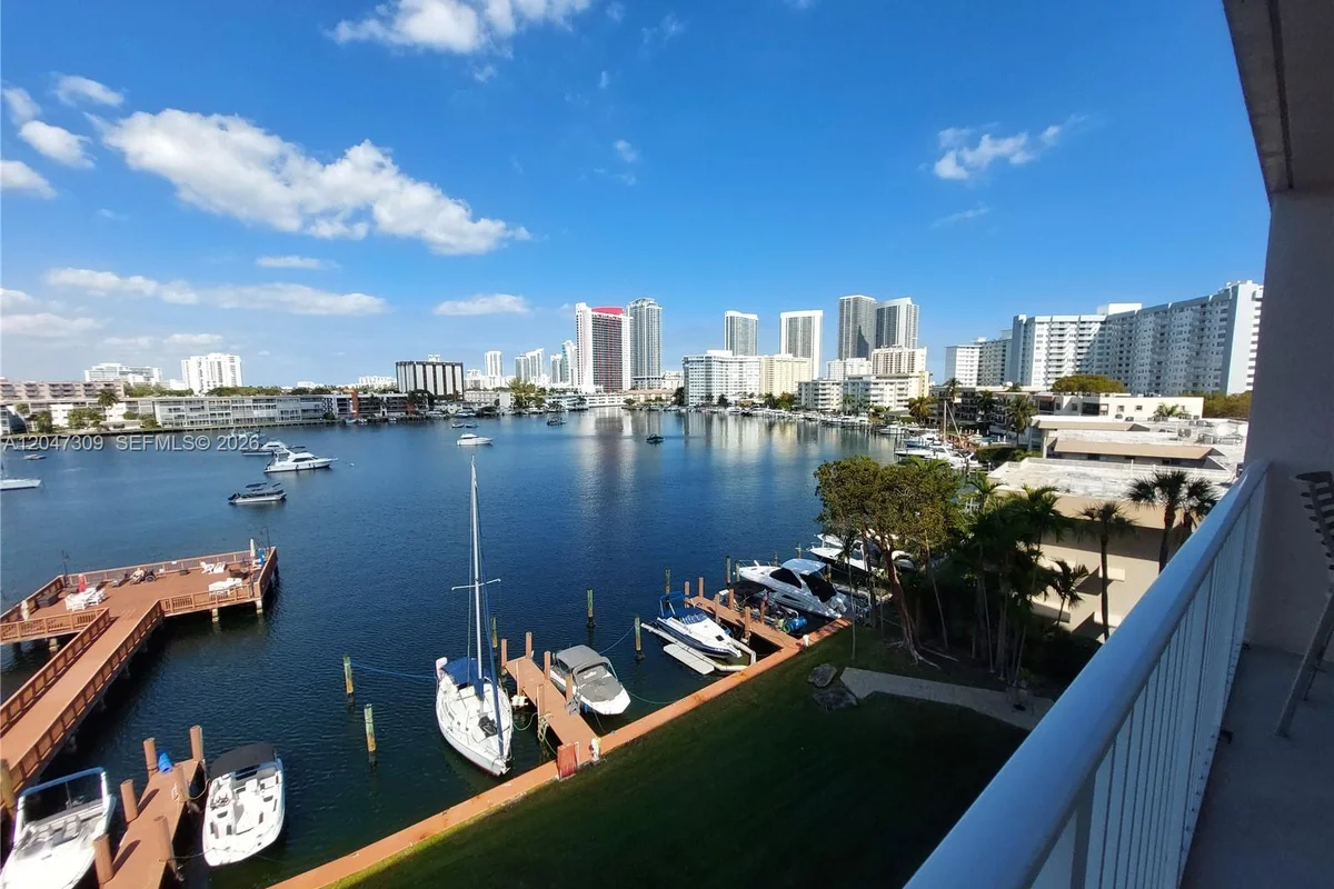 400 Golden Isles Dr #47, Hallandale Beach: photo 1 of 16