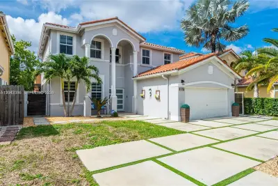 15877 SW 61st Way, Miami: photo 1 of 33